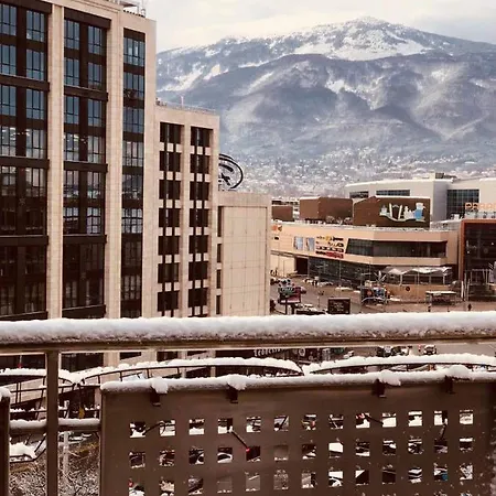 Cozy With Mountain View & Parking * סופיה