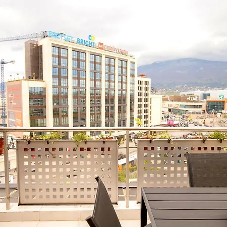 Apartment Cozy With Mountain View & Parking Sofia